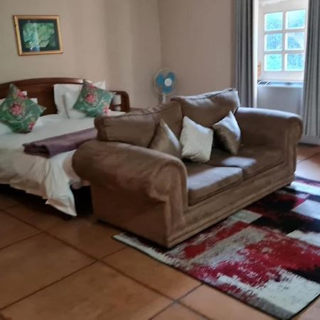 The Hertford Country Hotel Johannesburg Eksteriør bilde
